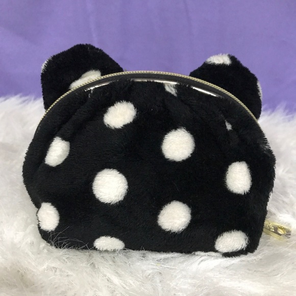 SOLD…..Betsey Johnson Polka Dot Cosmetic Bag - Picture 5 of 10